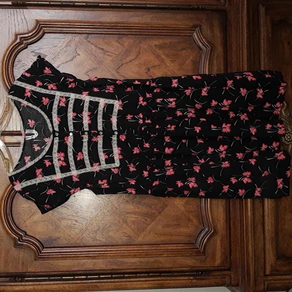 Free People Cap Sleeve Black & Pink Floral Lace Trim Rayon Summer Dress, Size 10